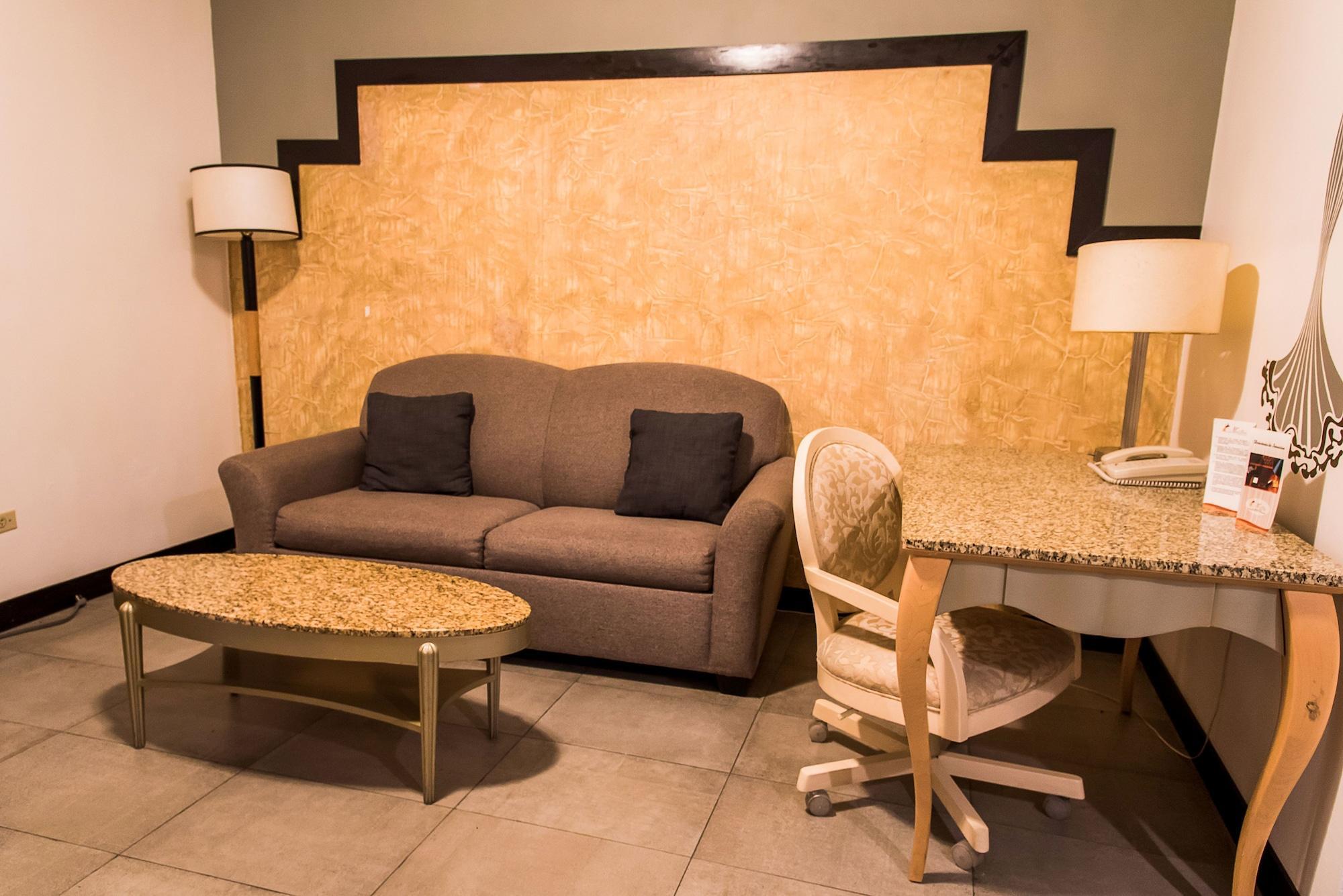 Business Hotel & Suites Maria Bonita 시우다드 후아레스 외부 사진